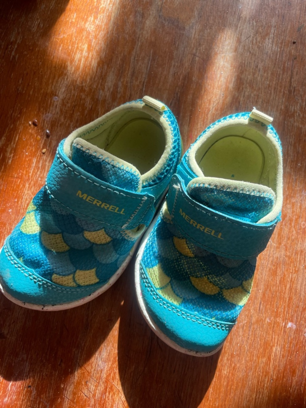 Merrell Kids Teal and Yellow Velcro Water Shoes - Picture 2 of 7